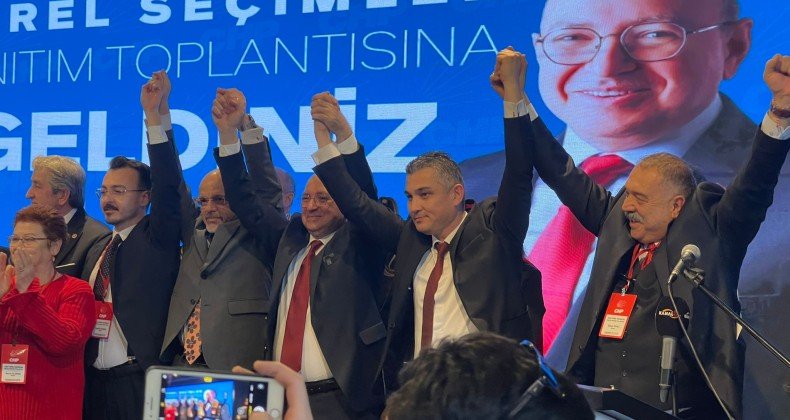 İYİ Parti’den istifa etti, CHP’li Murat Şenel’e desteğini açıkladı