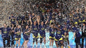 Fenerbahçe Kadın Basketbol Takımı, EuroLeague’de üst üste ikinci kez şampiyon