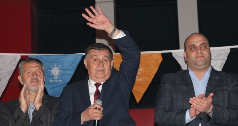Başkan seçilen Murat İkiz seçim zaferini şölenle kutladı
