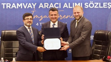 Samsun’da 10 yeni tramvay alımı için imzalar atıldı