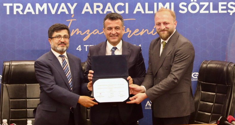 Samsun’da 10 yeni tramvay alımı için imzalar atıldı