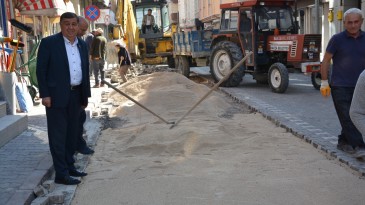 Havza Belediyesi yol çalışmalarında hız kesmiyor