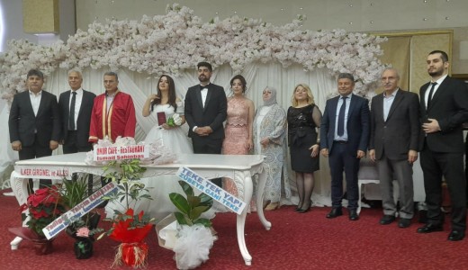 Özköse ve Kılıçoğlu Ailelerinin Mutlu Günü