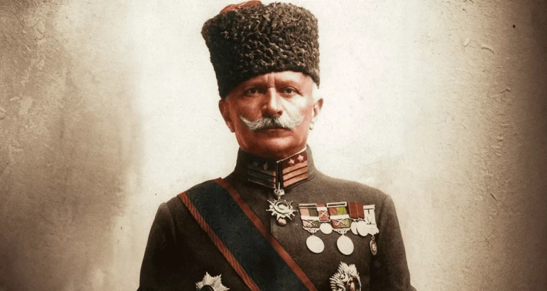 Medine Müdafii Fahreddin Paşa, vefatının 76. yılında kabri başında anıldı