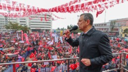 Özgür Özel, Samsun’da İmamoğlu’nun mesajını okudu
