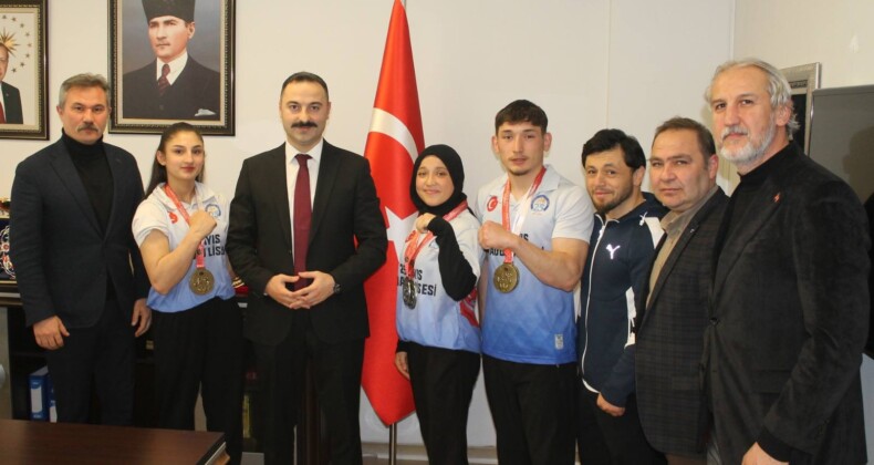 Havza’nın Şampiyon Kolları Avrupa Yolcusu!