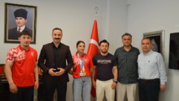  Kaymakam Mustafa Ayvat Şampiyon Sporcuları Makamında Ağırladı