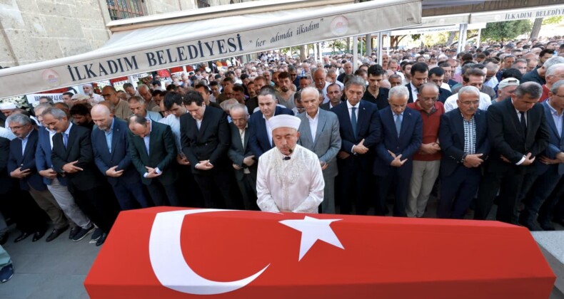 Eski Bakan Mustafa Demir İçin Samsun’da Cenaze Töreni Düzenlendi
