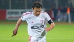 Celil Sağır: “Hakem rezildi ama 10 kişi bu kadar aciz oynamak kabul edilemez!”