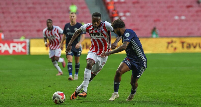 Samsunspor Evinde Yıkıldı: Antalyaspor’a 2-1 Mağlup Oldu