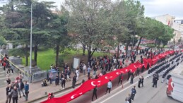 Samsun’da Cumhuriyet Coşkusu: 1919 Metrelik Bayrakla Anlamlı Yürüyüş