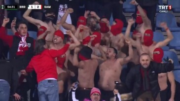 -10 Derecede Samsunspor Aşkı: İzlanda’da Dünyayı Konuşturan Kare