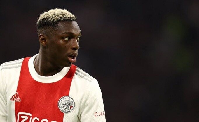 Samsunspor’da Kanat Operasyonu: Daramy Gündemde, İki Transfer Yolda