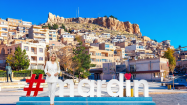 Kardelen Taşkın’dan Mardin’de Ücretsiz Güzellik Eğitimi: Sosyal Sorumluluk Projesi Hayata Geçiyor