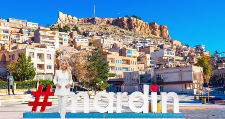 Kardelen Taşkın’dan Mardin’de Ücretsiz Güzellik Eğitimi: Sosyal Sorumluluk Projesi Hayata Geçiyor