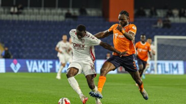SAMSUNSPOR, BAŞAKŞEHİR DEPLASMANINDA 3-0 MAĞLUP