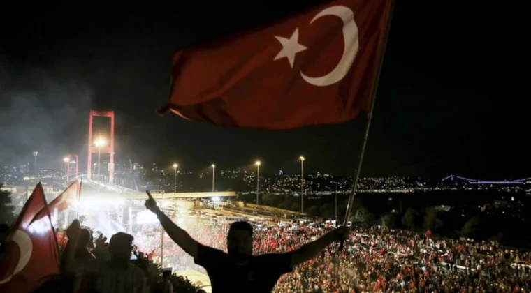15 Temmuz’un Üzerinden 10 Yıl Geçti: Türkiye’nin Demokrasi Sınavı Unutulmuyor