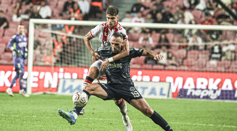 SAMSUNSPOR, FENERBAHÇE KARŞISINDA PUAN ALAMADI: 0-2