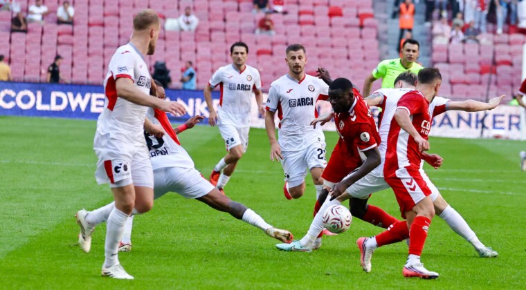 SAMSUN’DA FUTBOL REZALETİ: 1-5