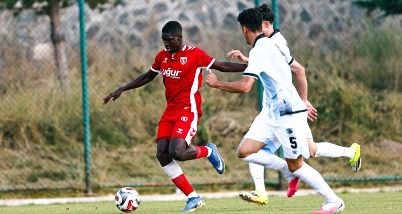 SAMSUNSPOR U19, ERZURUM’DA FARKLI KAZANDI: 4-1