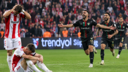 SAMSUNSPOR, SON DAKİKALARDA YIKILDI: AMEDSPOR KAZANDI!