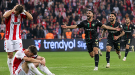 SAMSUNSPOR, SON DAKİKALARDA YIKILDI: AMEDSPOR KAZANDI!